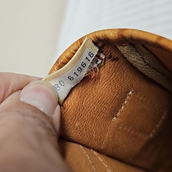 DOONEY AND BOURKE BAYOU COLLECTION SHOULDER BAG BFPM-06-396 - Picture 9 of 16